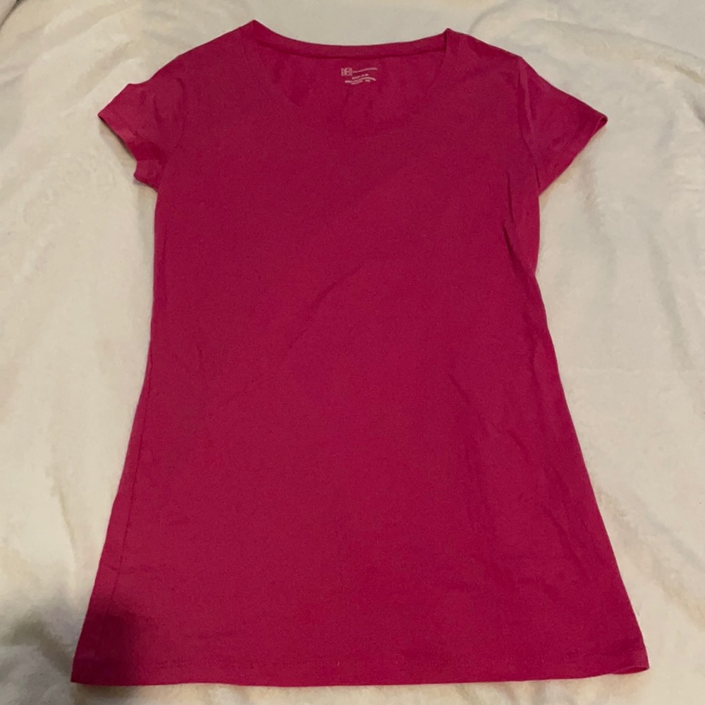 Plain pink tee-shirt
